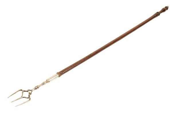 AN 18TH CENTURY TOASTING FORK