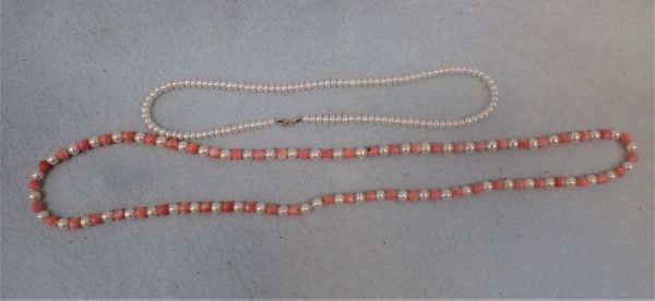 A CORAL AND PEARL NECKLACE