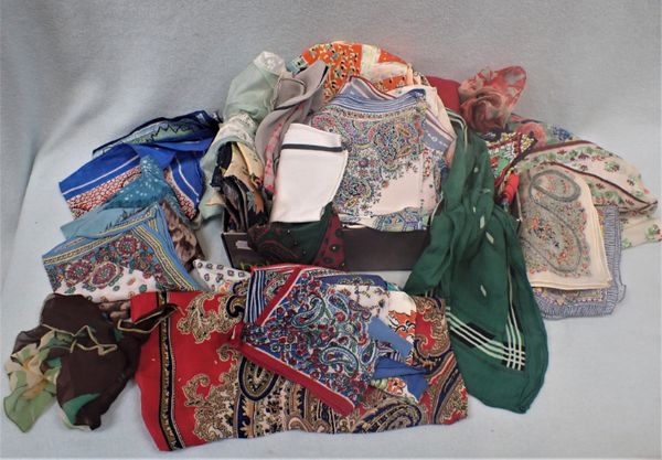 A COLLECTION OF VINTAGE HANDKERCHIEFS AND SCARVES