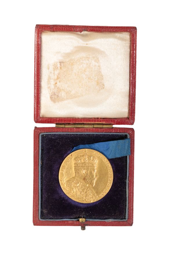 AN EDWARD VII 1902 GOLD CORONATION MEDAL