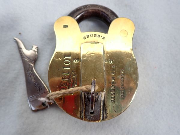 A VICTORIAN CHUBB BRASS PADLOCK