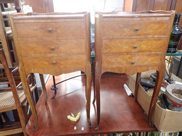 A PAIR OF LOUIS XV STYLE BEDSIDE CABINETS