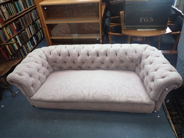 A LATE VICTORIAN CHESTERFIELD SOFA
