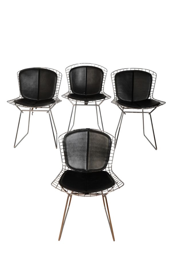 HARRY BERTOIA FOR KNOLL INTERNATIONAL : A SET OF MODEL 420 CHROME WIRE CHAIRS