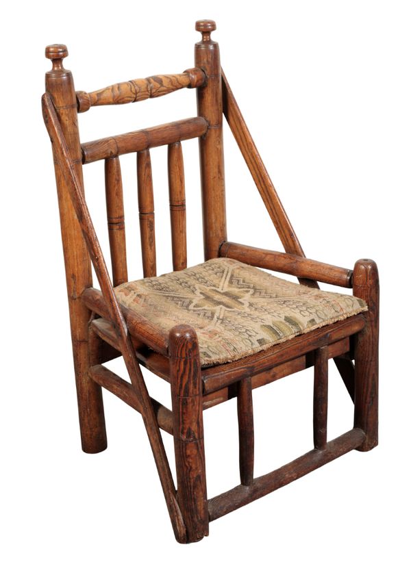 AN OAK TURNER'S CHAIR