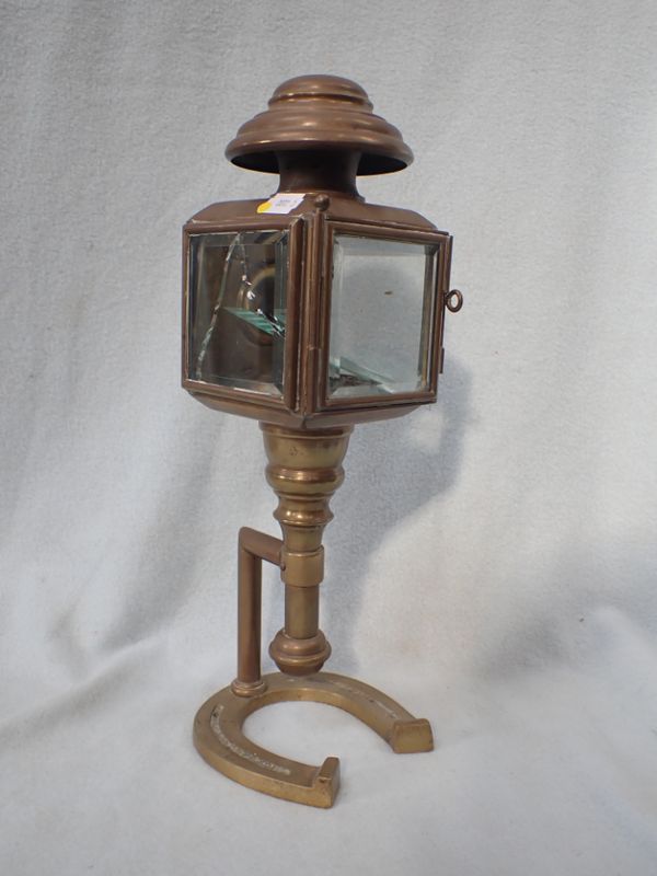 A BRASS CARRIAGE LAMP