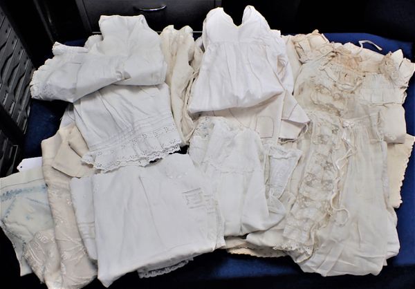 A COLLECTION OF VICTORIAN BABY CLOTHES