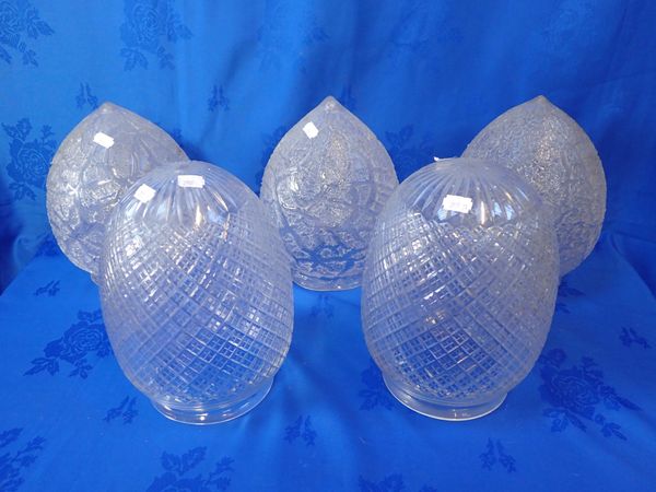 A LARGE PAIR OF EDWARDIAN CUT GLASS LAMP SHADES WITH THREE OTHER LARGE GLASS LAMPSHADES