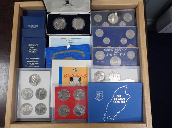 A COLLECTION OF VARIOUS CROWN SETS AND MIXED COINS,