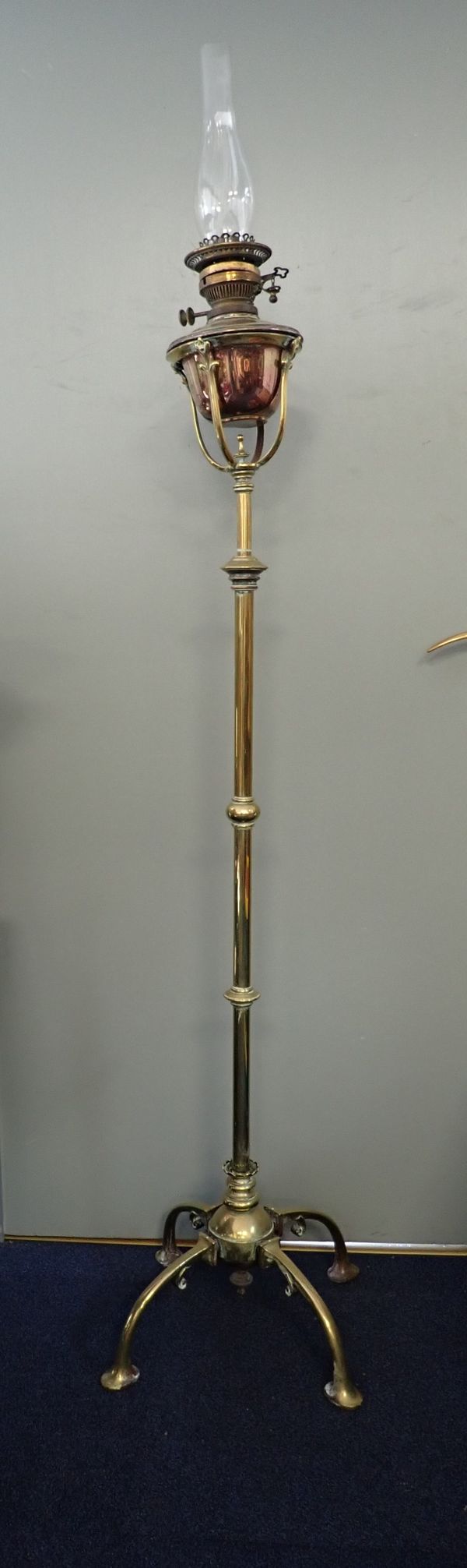 A VICTORIAN BRASS OIL STANDARD LAMP