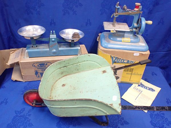 A VINTAGE 'VULCAN' TOY SEWING MACHINE (BOXED)