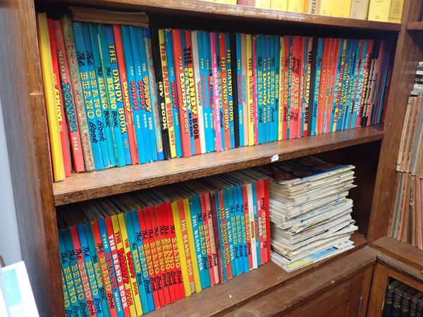 A LARGE COLLECTION OF 'DANDY' AND 'BEANO' ANNUALS