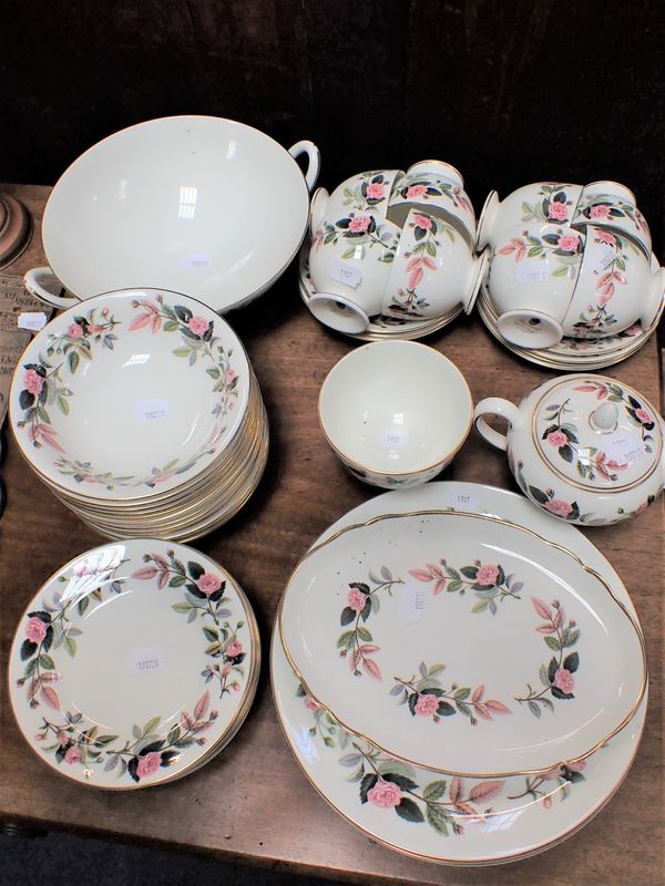 A WEDGWOOD 'HATHAWAY ROSE' PART TEA SET