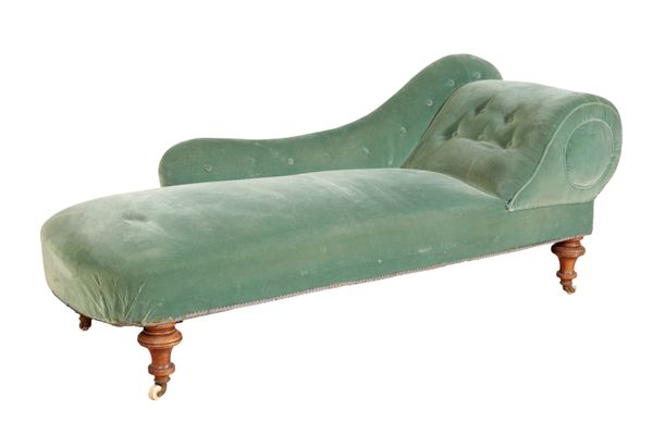 A VICTORIAN UPHOLSTERED CHAISE LONGUE