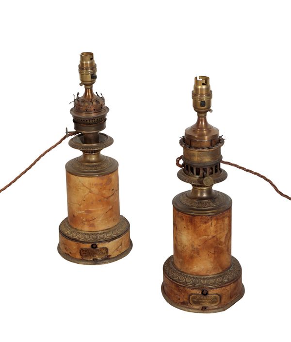 A PAIR OF LATE 19TH CENTURY FRENCH TOLE PEINTE AND GILT-METAL TABLE LAMPS