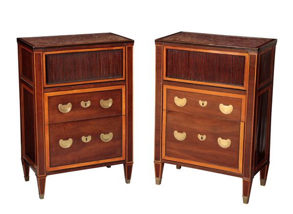 A PAIR OF MAHOGANY AND TULIPWOOD BEDSIDE COMMODES