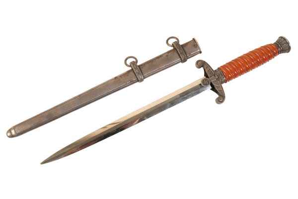 A GERMAN ARMY OFFICER'S DAGGER