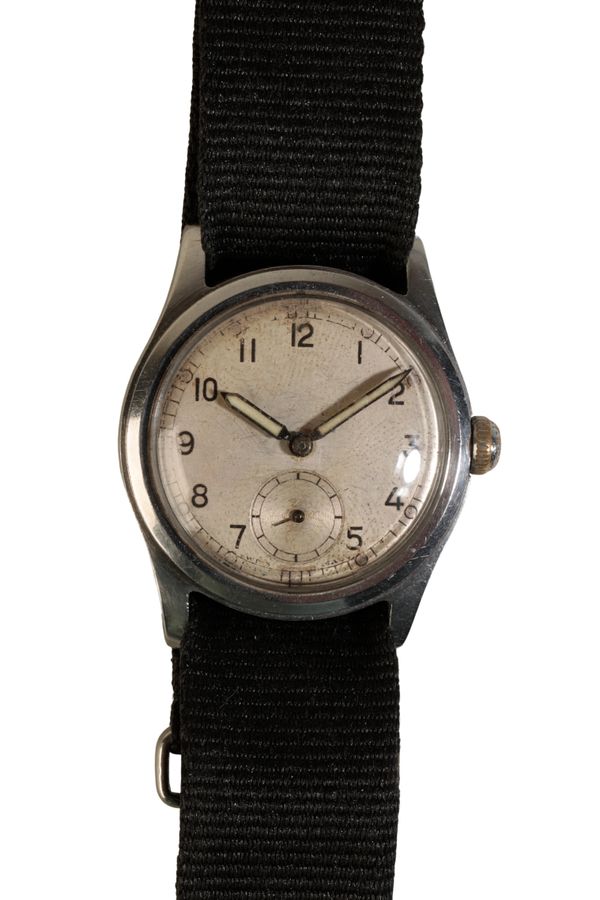 AN ARMY TIMEPIECE WRISTWATCH