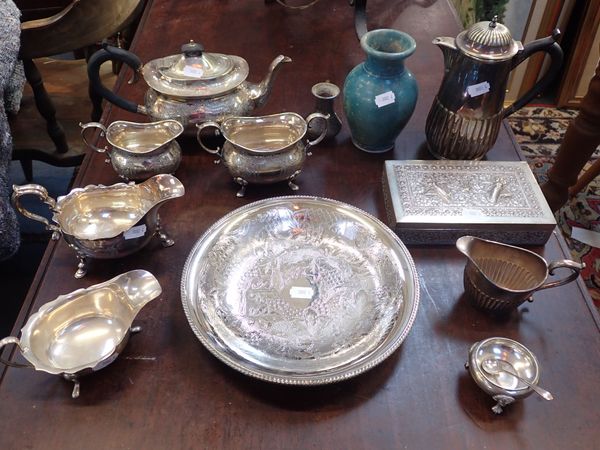 A TEA SERVICE AND AN ASIAN WHITE METAL CIGARETTE BOX