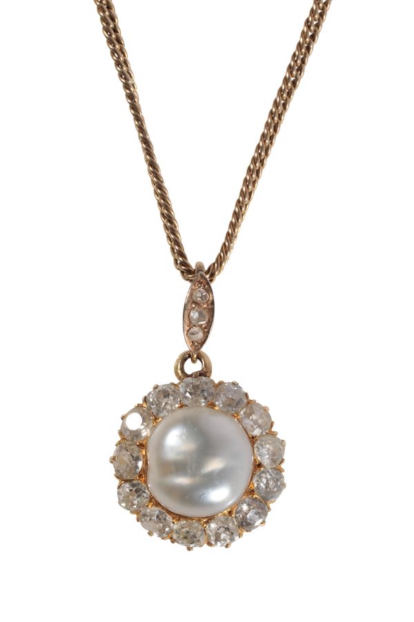 A BLISTER PEARL AND DIAMOND CLUSTER PENDANT