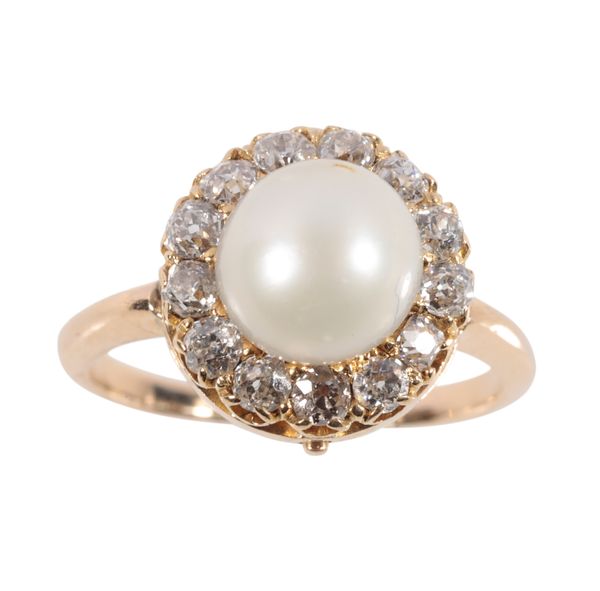 A DIAMOND AND CULTURED PEARL DRESS RING