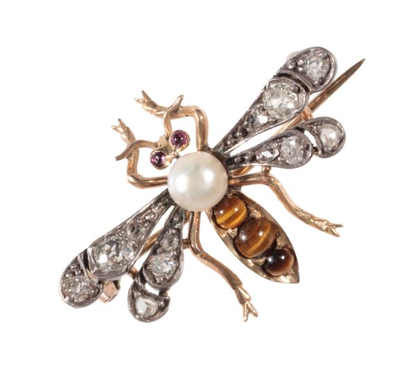 A VICTORIAN DIAMOND AND TIGER'S EYE INSECT BROOCH