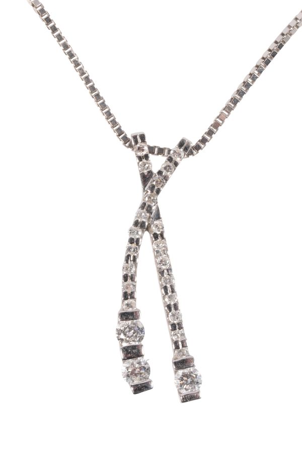 A DIAMOND WISHBONE PENDANT NECKLACE