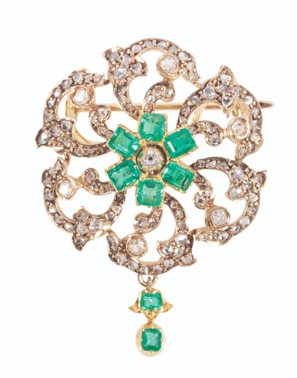 A VICTORIAN EMERALD AND DIAMOND BROOCH / PENDANT