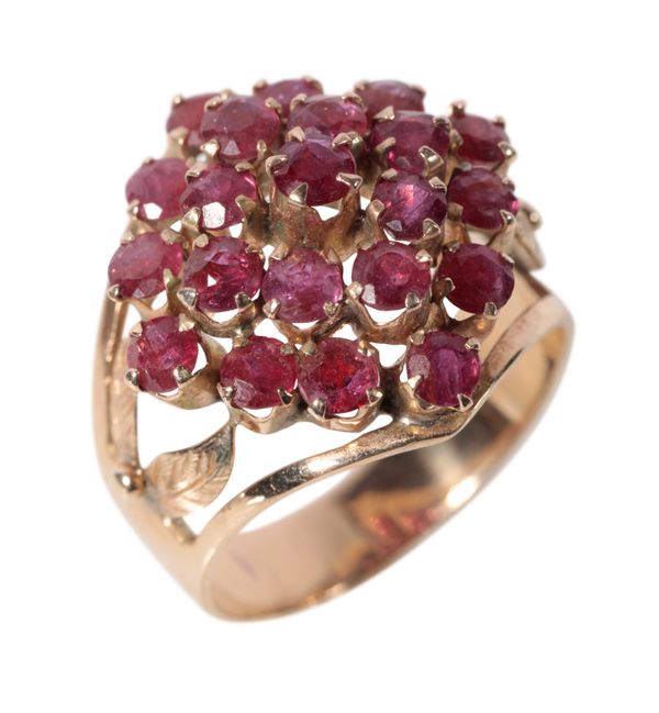 A RED GEM-SET CLUSTER RING WILL COLLECT