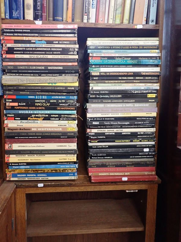 A LARGE COLLECTION OF BOXED RECORD SETS