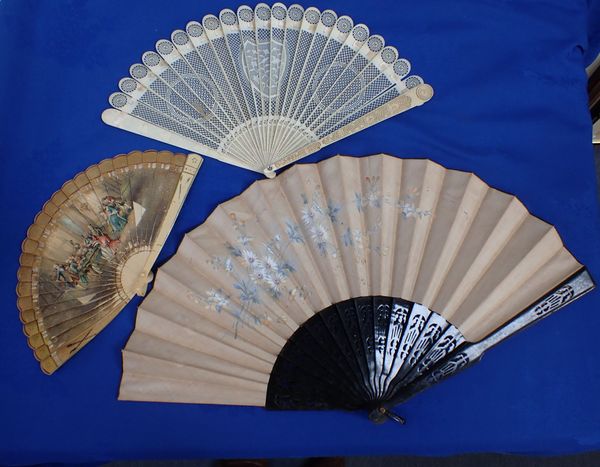 A CANTONESE FILIGREE IVORY FAN