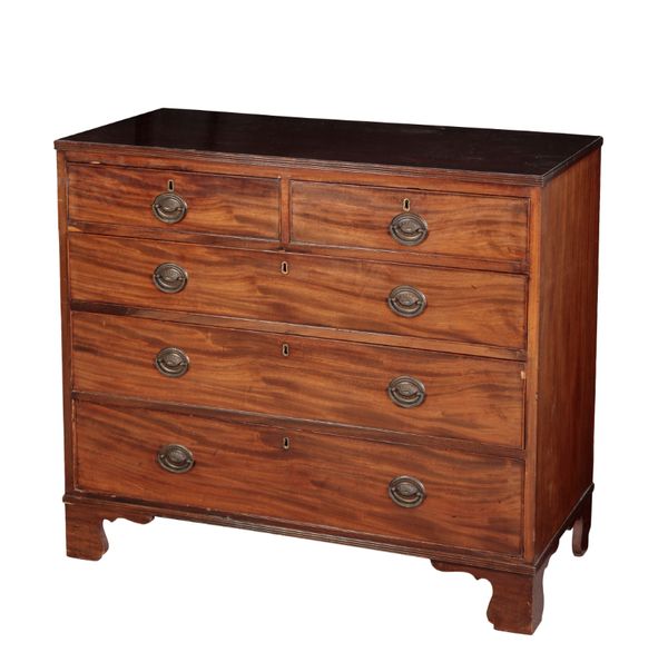 AN EARLY 19TH CENTURY MAHOGANY CHEST