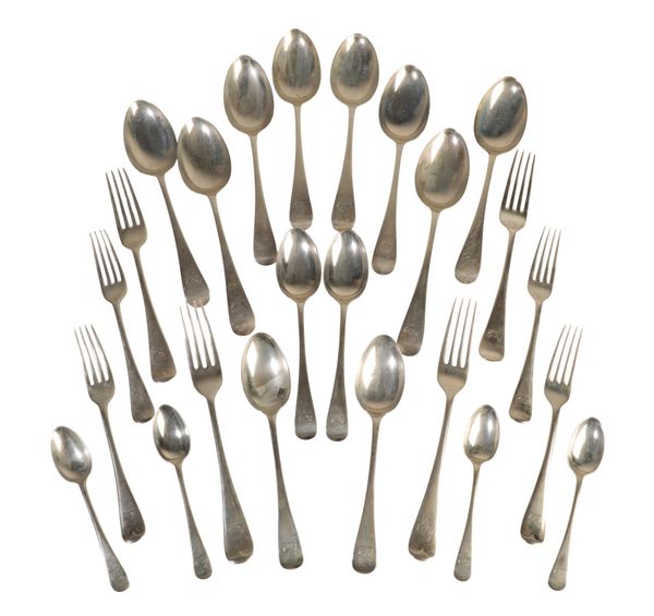 A QUANTITY OF MIXED SILVER FLATWARE