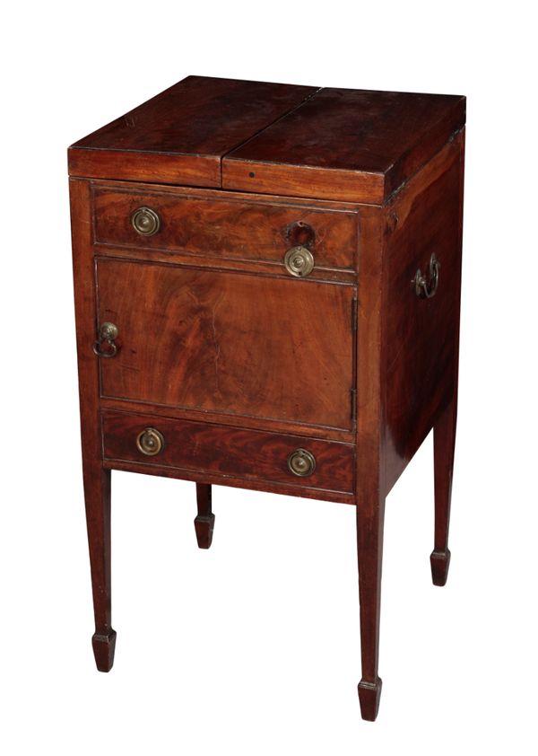 A GEORGE III MAHOGANY DRESSING CHEST