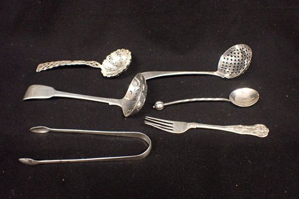 GEORGIAN SILVER SUGAR TONGS