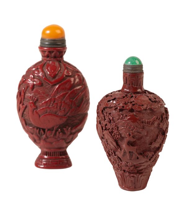 A CHINESE "CINNABAR" LACQUER SNUFF BOTTLE