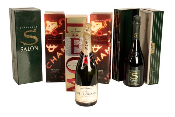 CHAMPAGNE: A MIXED PARCEL OF FIVE BOTTLES: