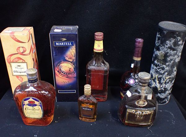 A COLLECTION OF COGNAC AND WHISKY