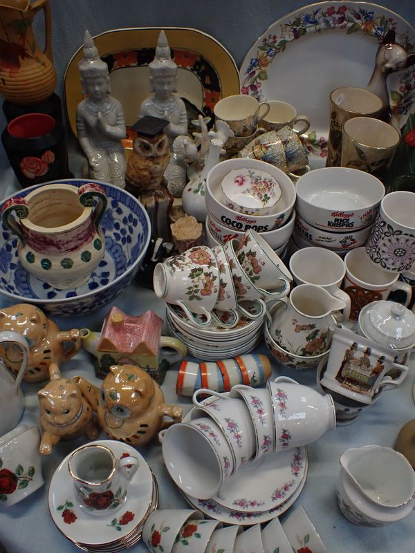 A COLLECTION OF DECORATIVE AND DOMESTIC CERAMICS