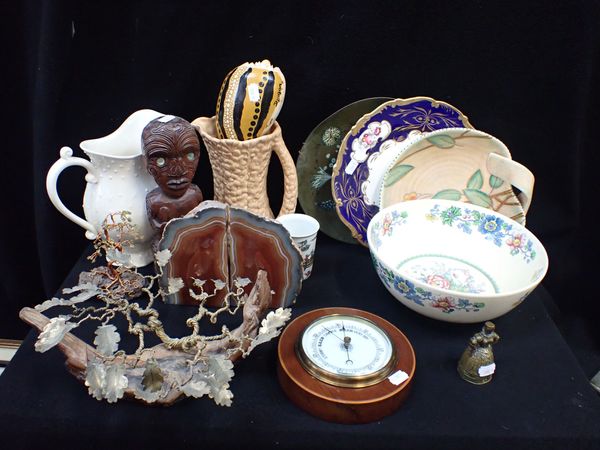 A COLLECTION OF CERAMICS AND OTHER SUNDRIES