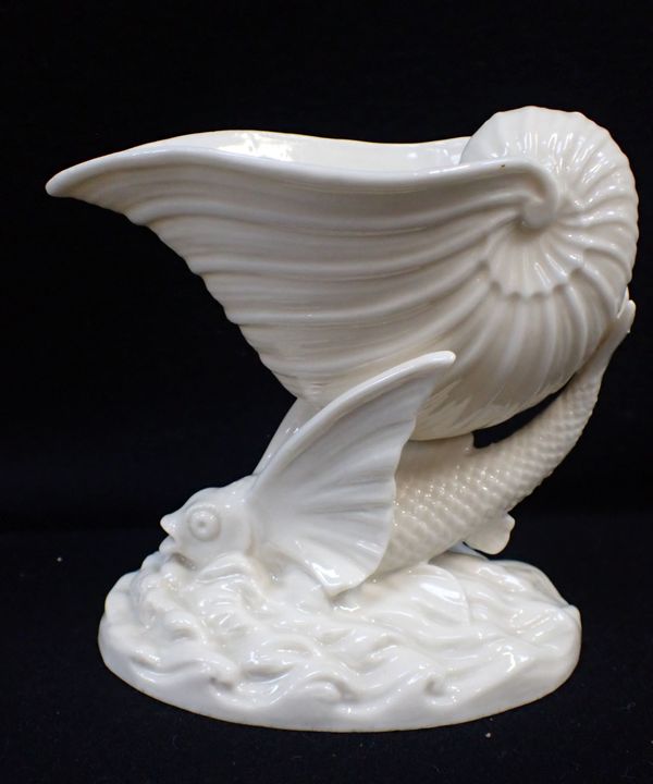 BELLEEK FLYING FISH DISH