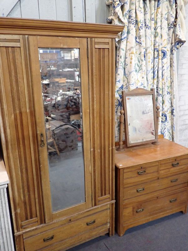 AN EDWARDIAN ASH DRESSING CHEST, WITH MIRROR