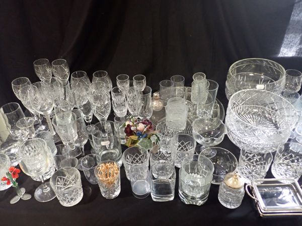 A COLLECTION OF GLASSWARE