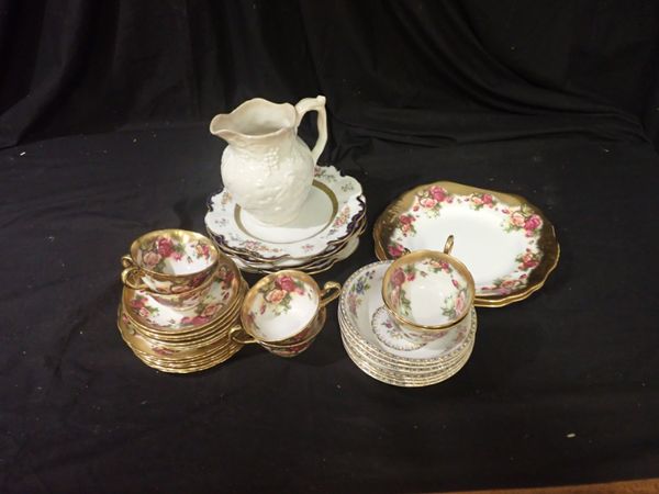 A 'GOLDEN ROSE' CHELSEA PART TEA SERVICE