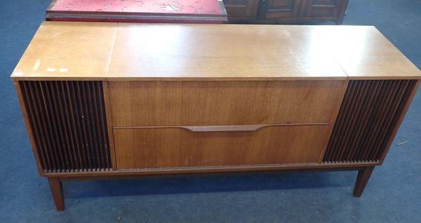 A MID CENTURY TEAK CASED RADIOGRAM WITH GARRARD TURNTABLE