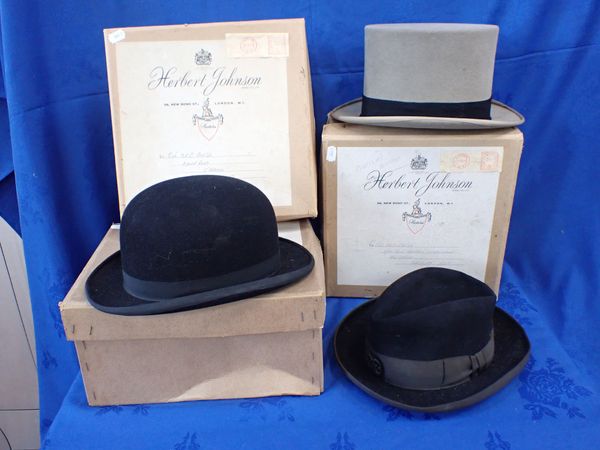 A VINTAGE HOMBURG HAT, A BOWLER, AND A GREY TOPPER