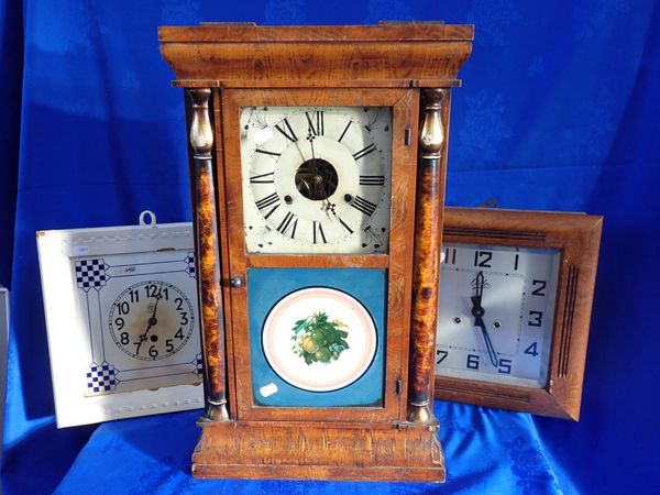 AN AMERICAN SETH THOMAS SHELF CLOCK