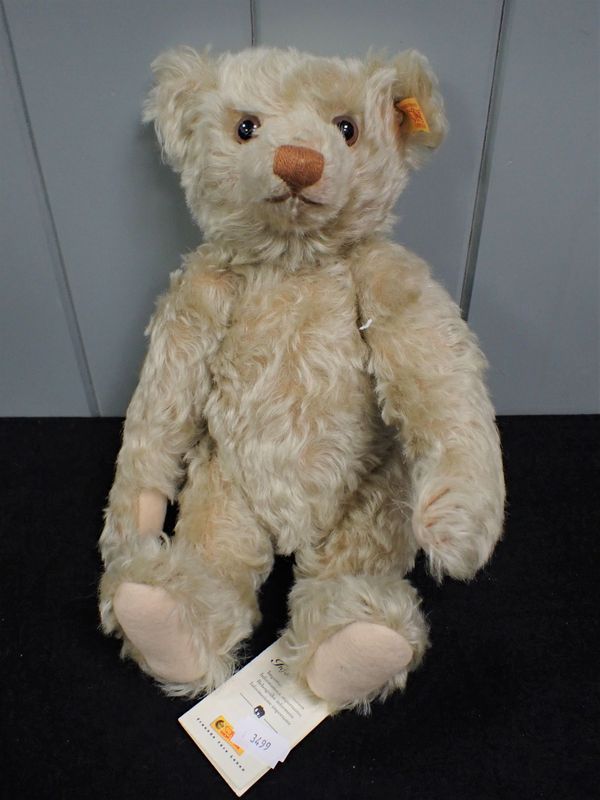 A STEIFF TEDDY BEAR