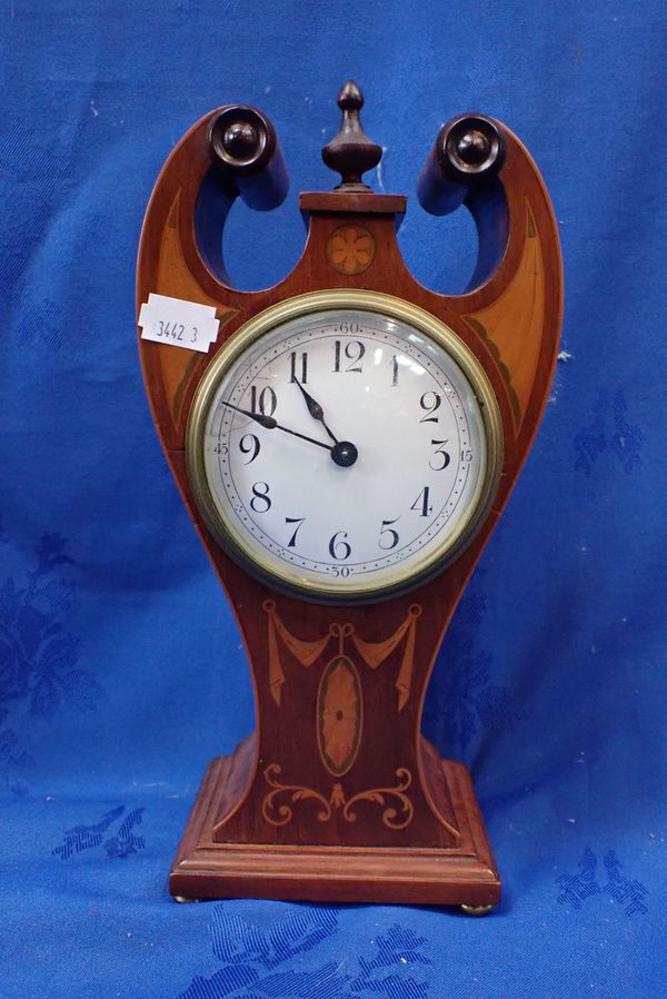 AN EDWARDIAN INLAID MAHOGANY CLOCK (TIMEPIECE)