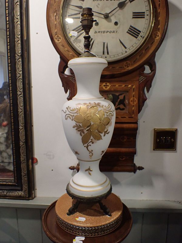 A PAIR OF VICTORIAN STYLE OPAQUE GLASS TABLE LAMPS